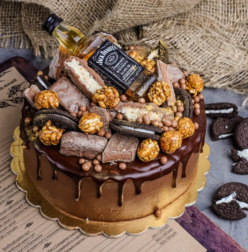 Декор торта для мужчины