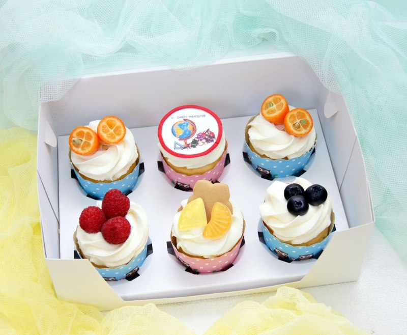 Капкейки на день воспитателя