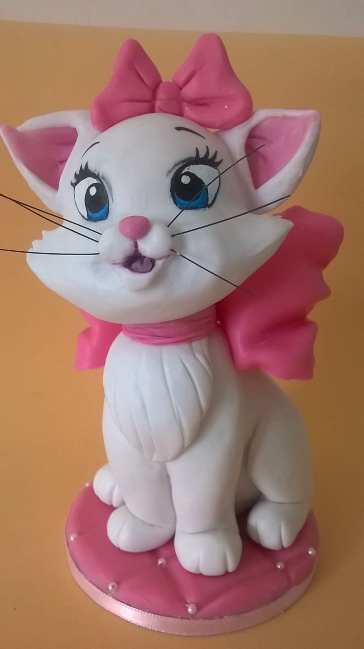Торт с кошечкой Мари