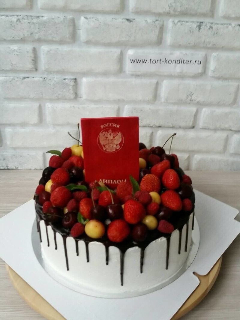 Торт на выпускной студентам
