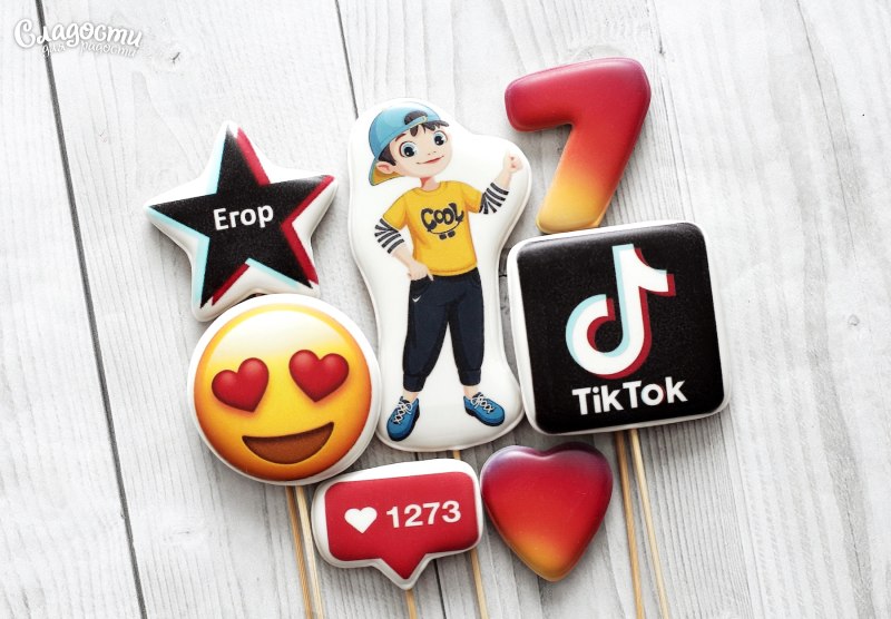 Топперы для торта в стиле тик ток